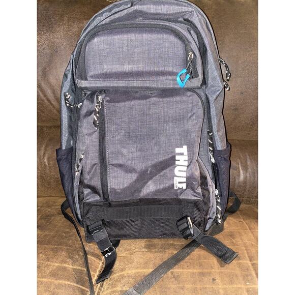 Thule Stravan Grey Backpack Computer Hard case pkt lots of Storage - Picture 1 of 10